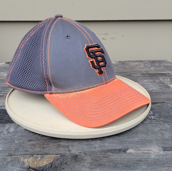 SF Giants baseball hat - Picture 3 of 7